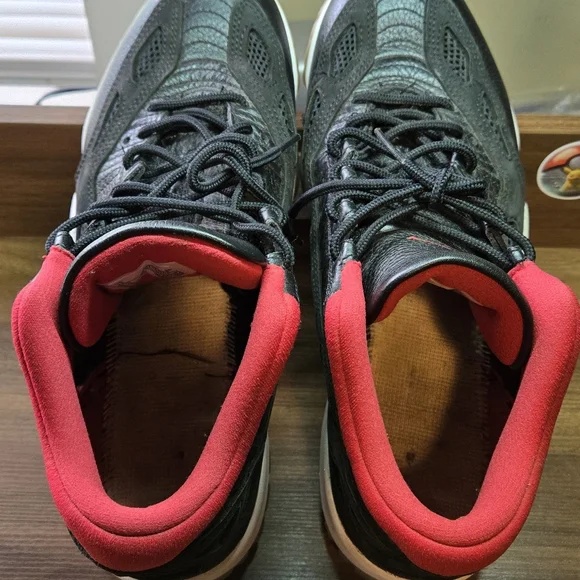 Nike Jordan 11 Retro Low IE Bred 11m